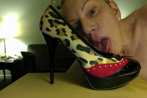 DILDOLIPS - Male Submissive,  | BDSM Profile on Collarspace - photo 2